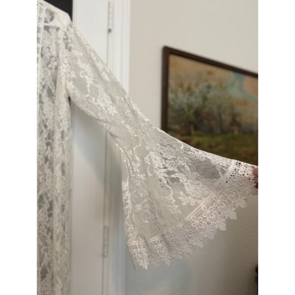 Polly & Esther Cream Lace Floral Cardigan/Cover Up size medium - Picture 2 of 7